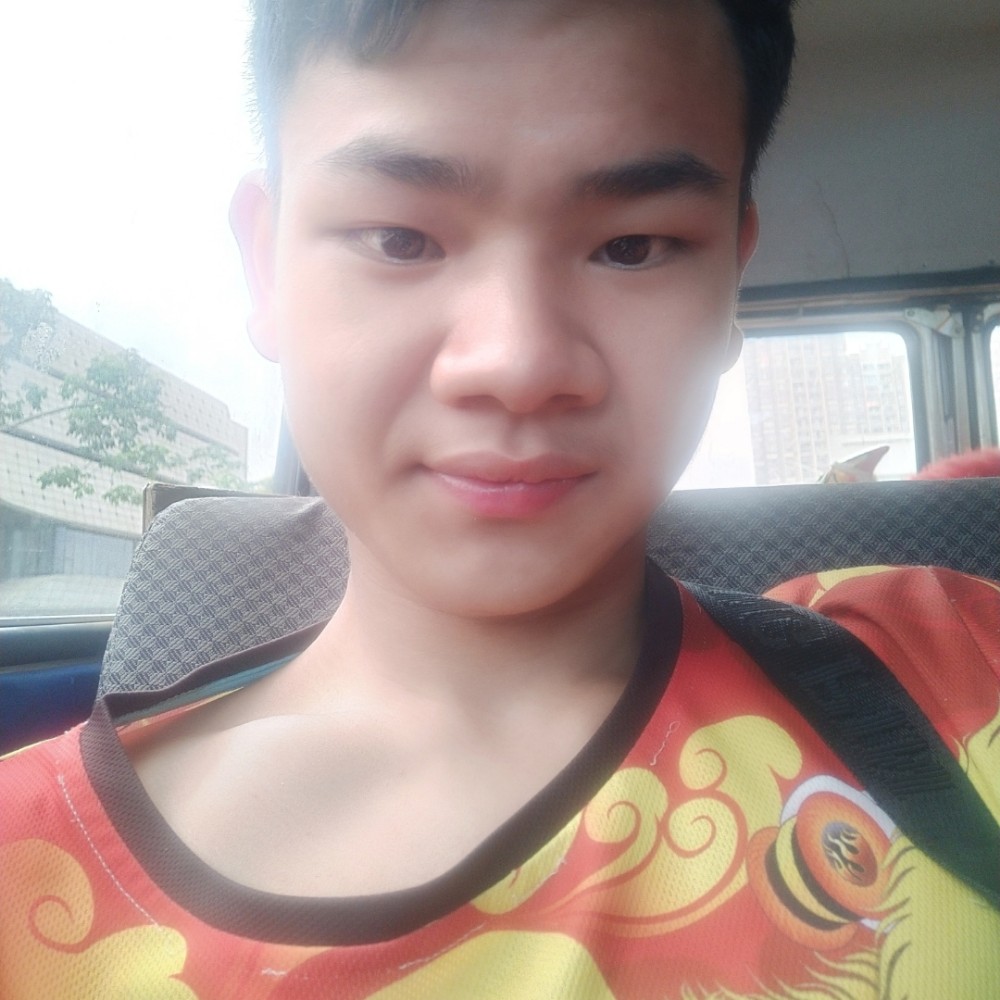 沉静倾心身影的照片