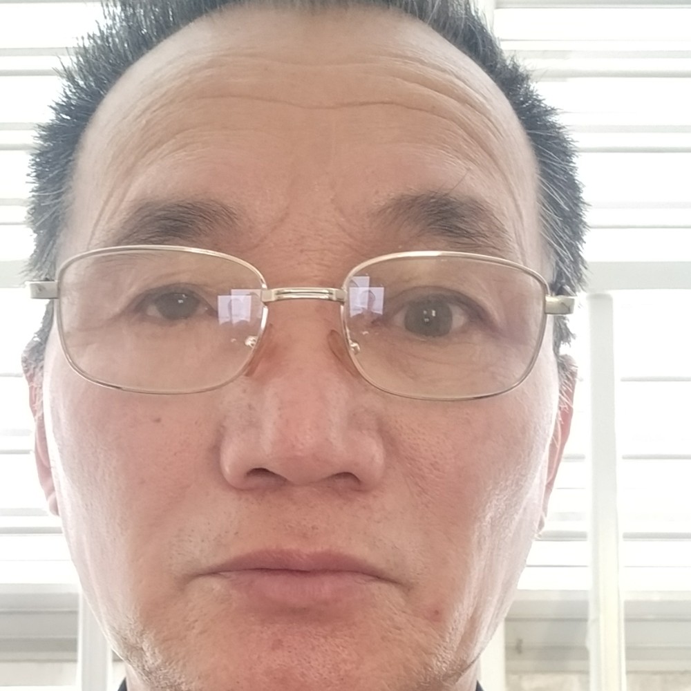 漠然拾忆女王的照片