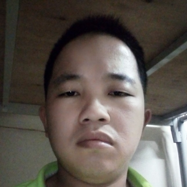 吕坤壮的照片