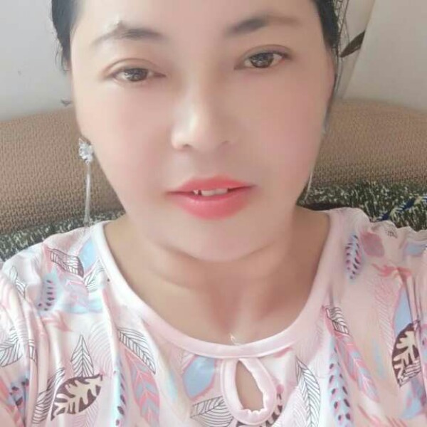车平淡淡的照片