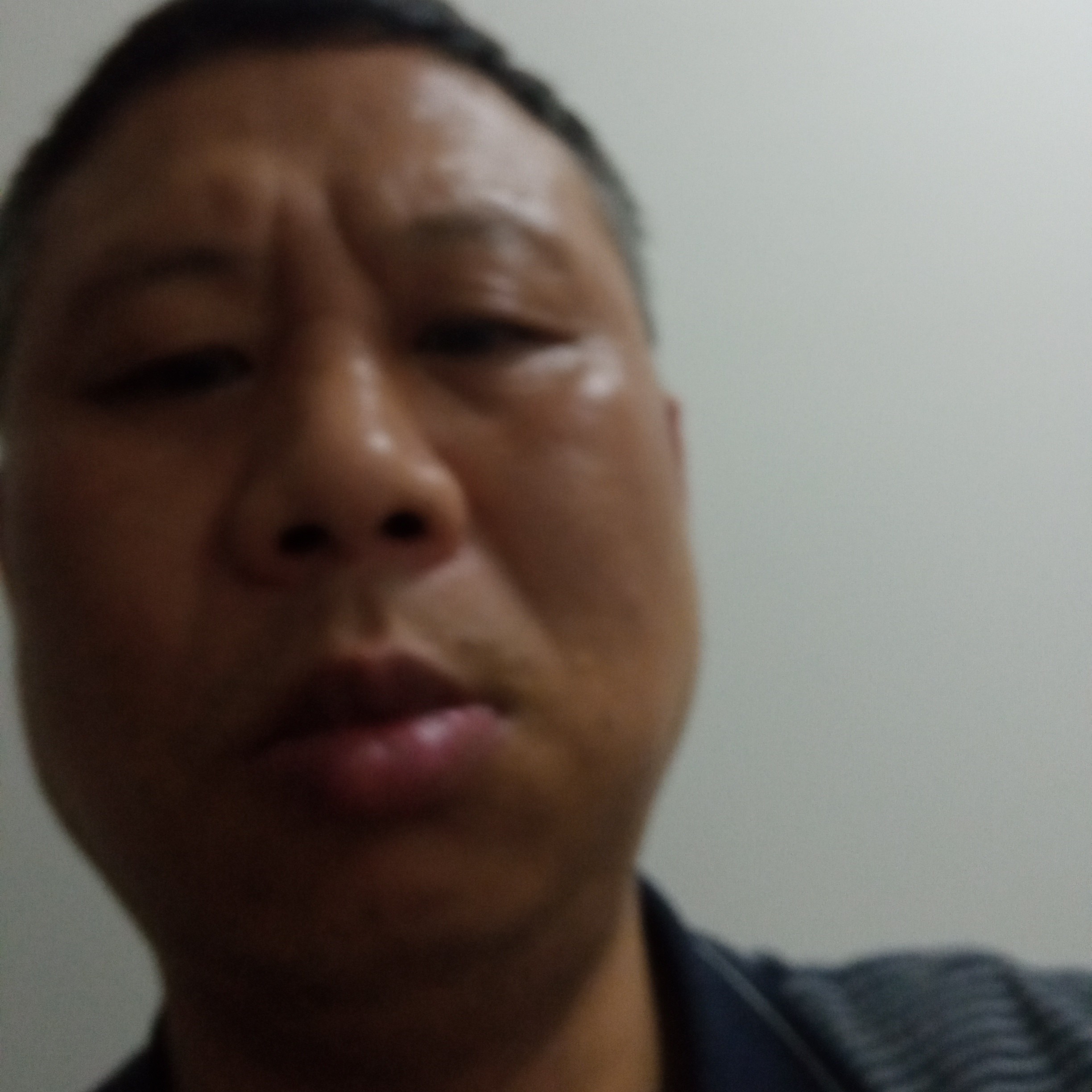 绿茶苦恋爱撒娇的照片