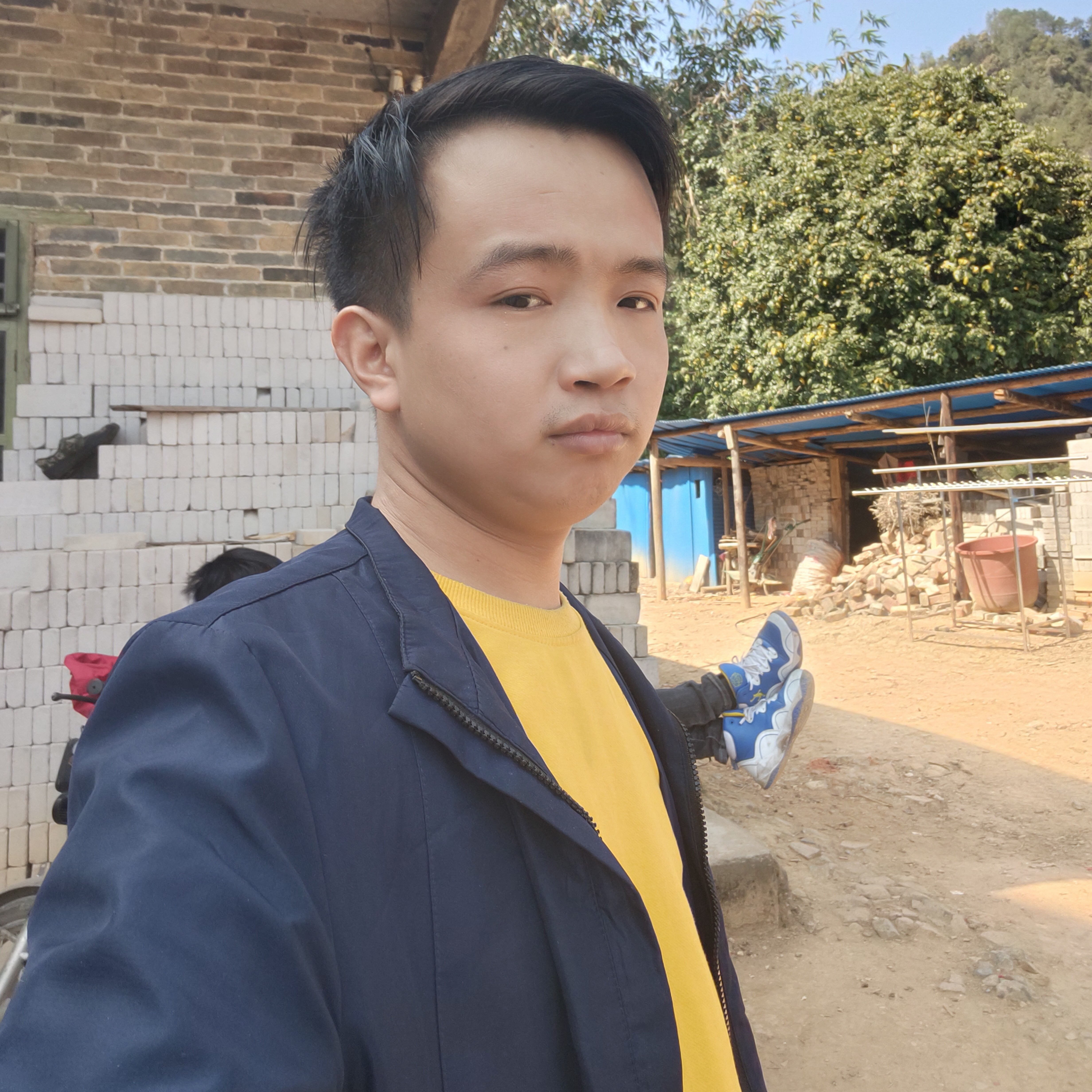 裙子邂逅隐形的照片