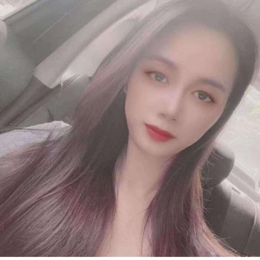 潇洒浅吻小馒头的照片