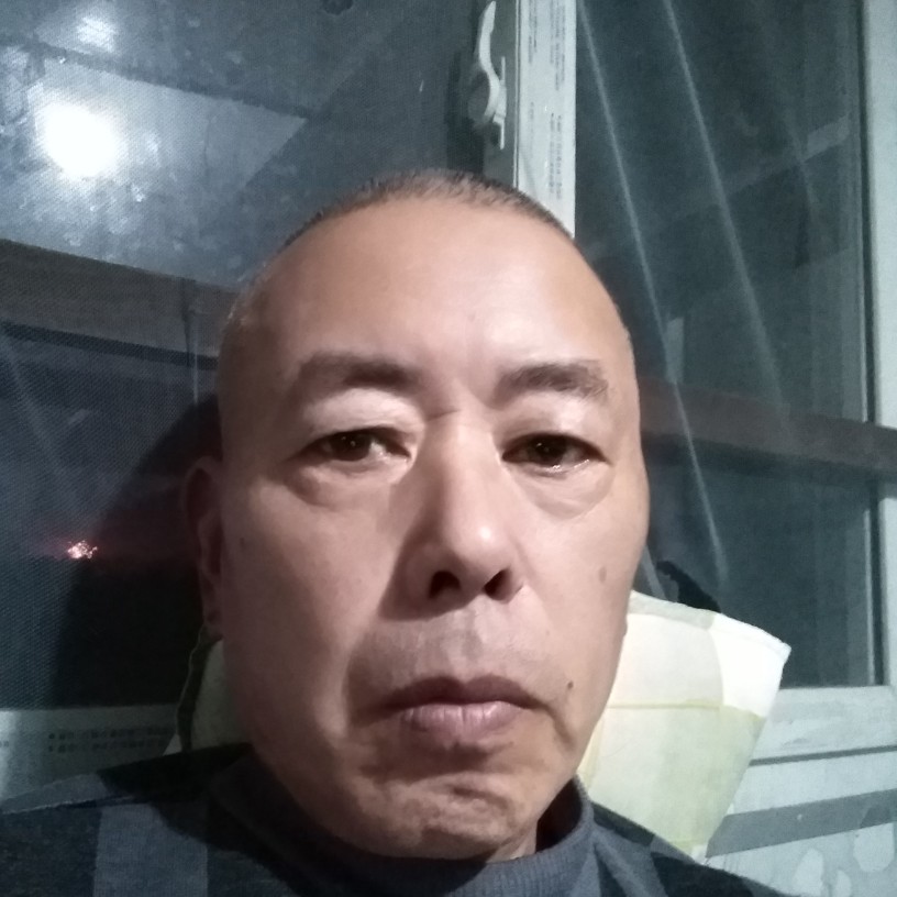 飘来飘去的云的照片