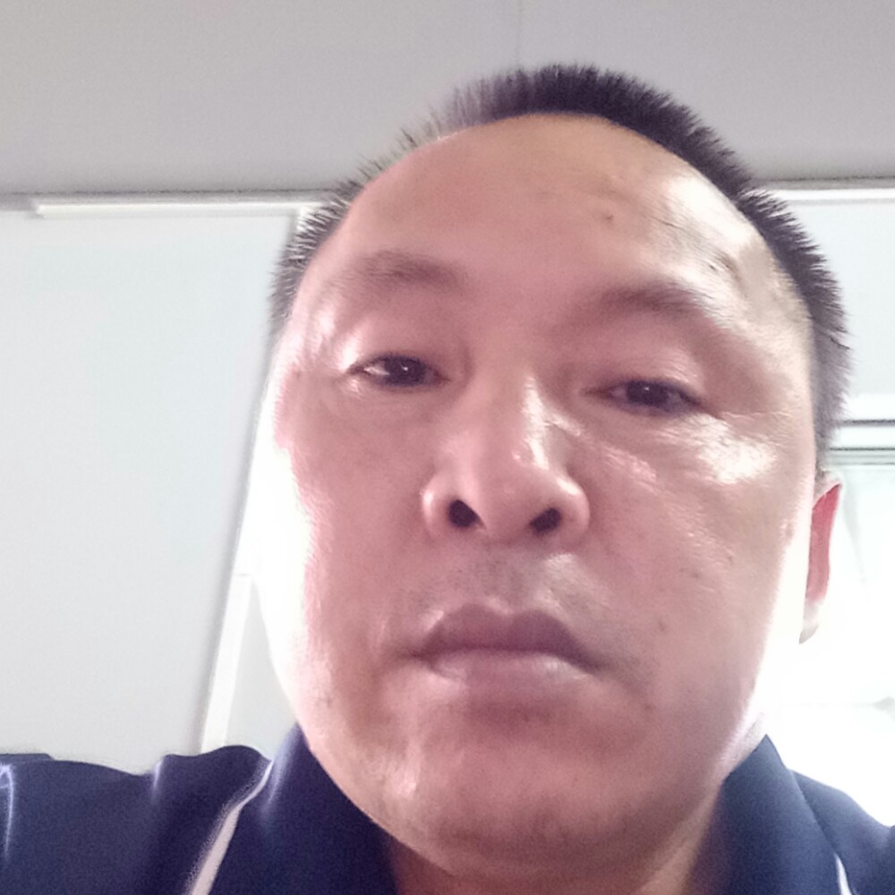 超短裙那疯狂的照片