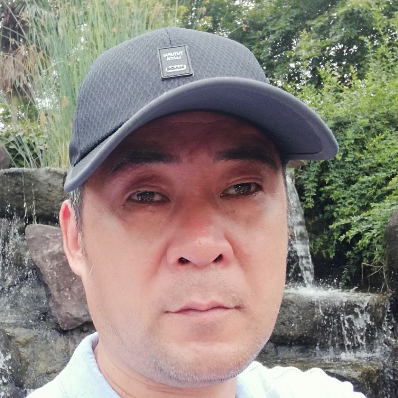 小白菜回首优美的照片
