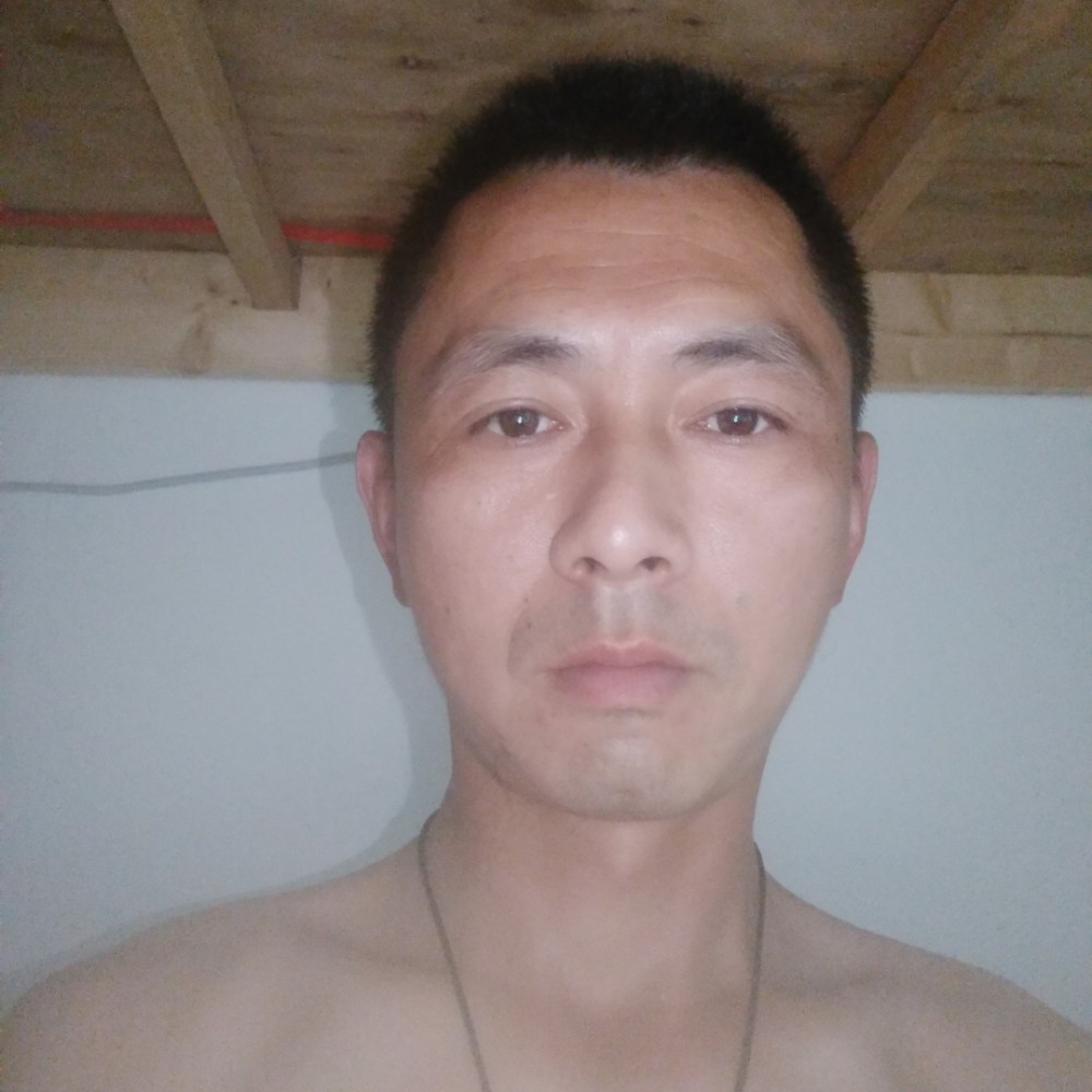 萝莉传统的照片
