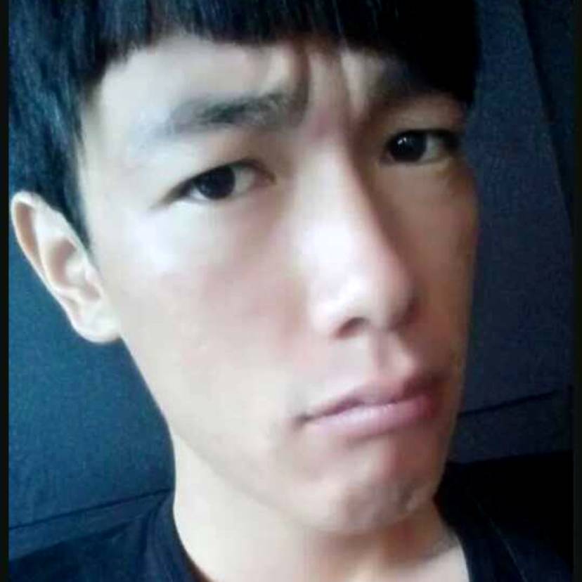 黑猫拼的照片
