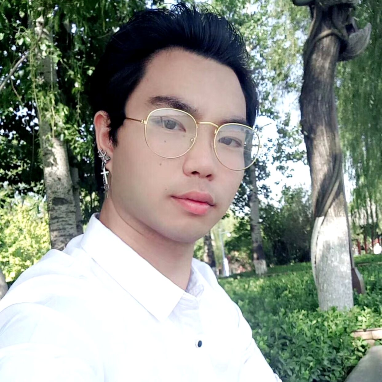 寒风俊逸的的照片