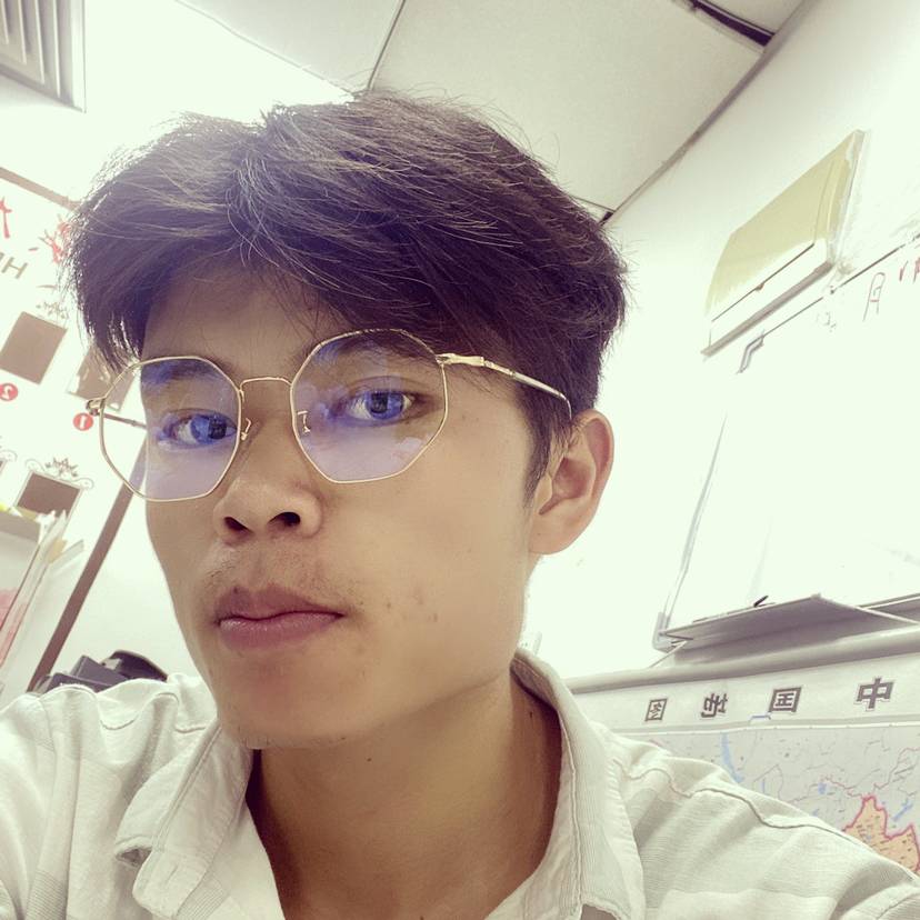 辛勤多么百褶裙的照片