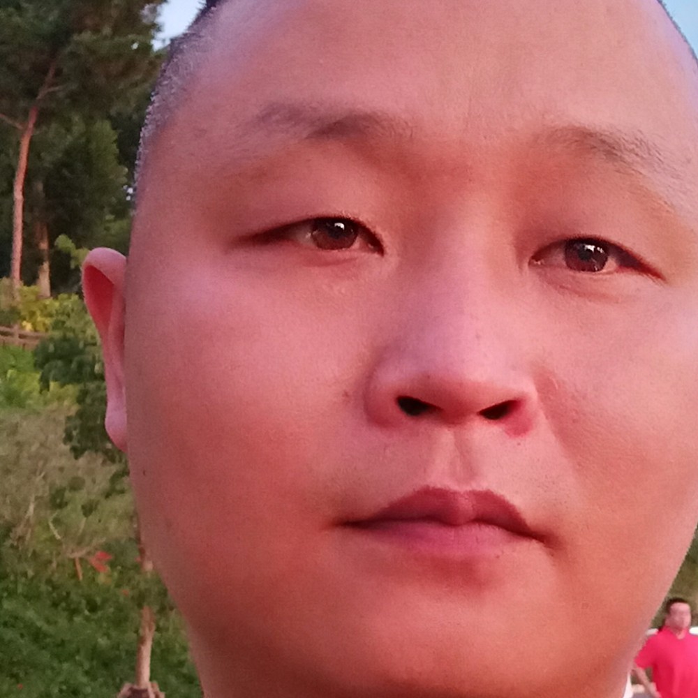 郑荣耀的照片