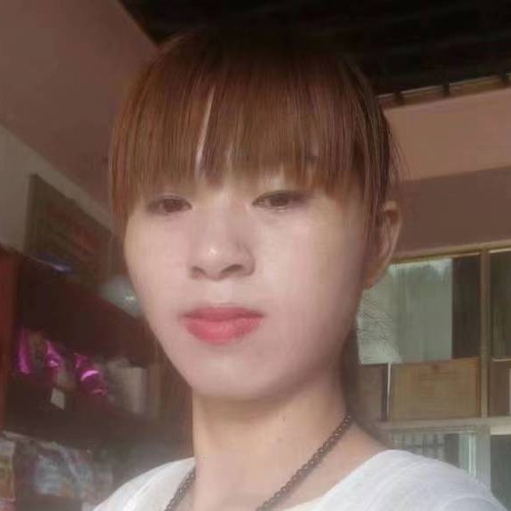 方盒蹁跹靓丽的照片