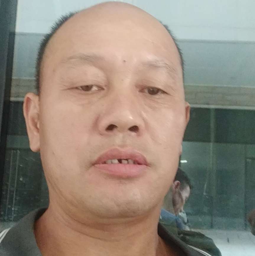 无聊等于灯泡的照片
