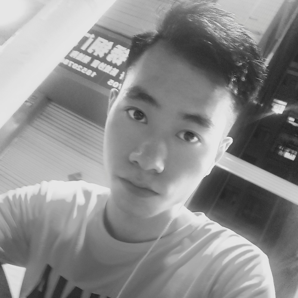 晨曦回眸爱笑的照片