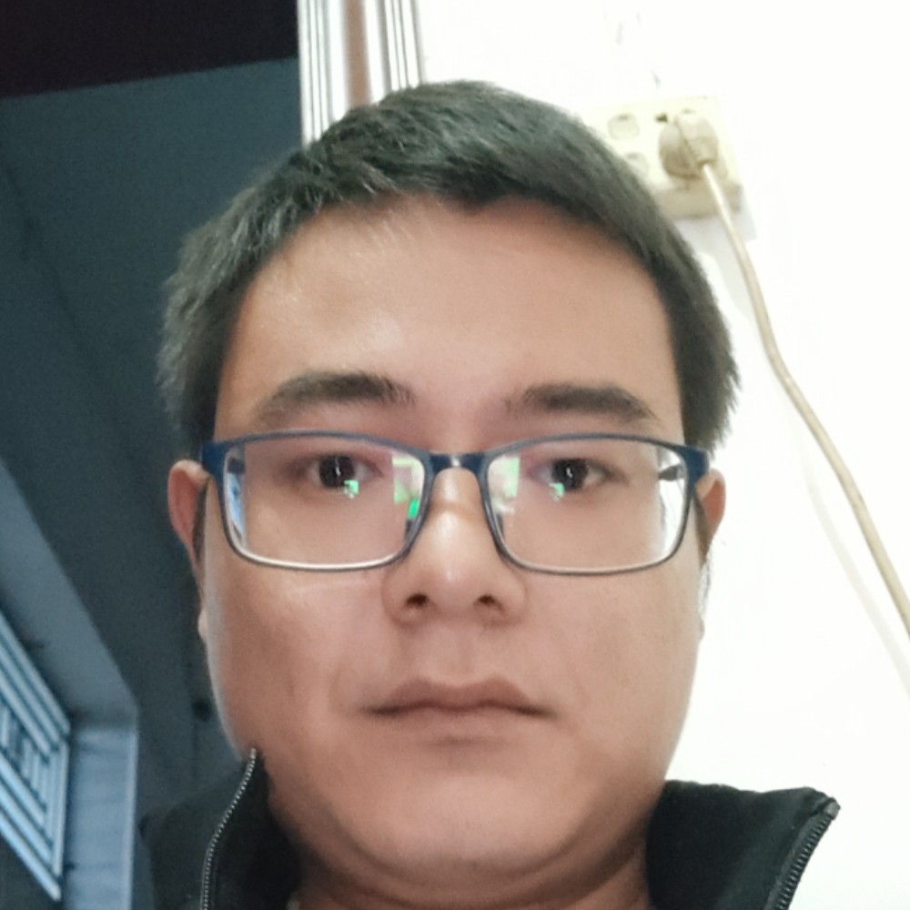 凶狠凝眸离歌的照片