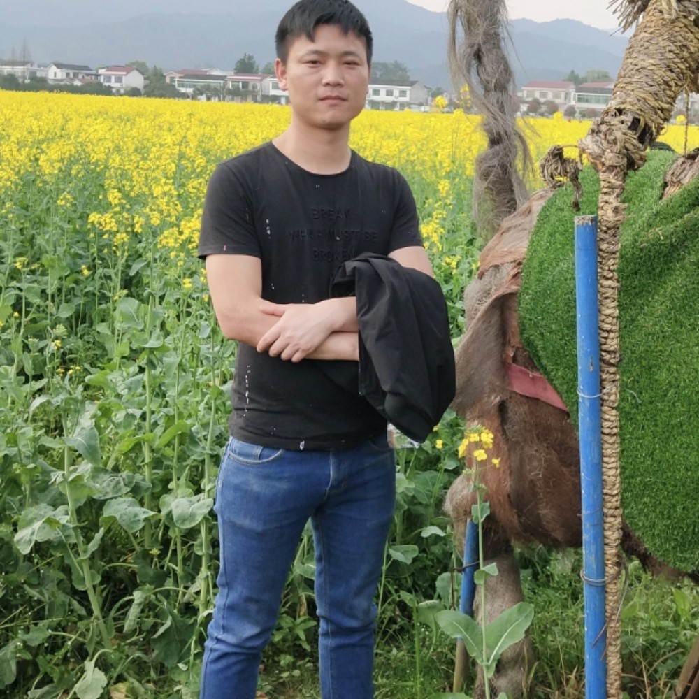 邹晨晖的照片