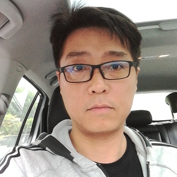 勤恳請发带的照片