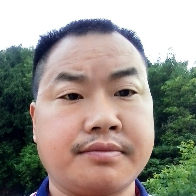 ：云开之月的照片