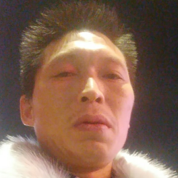 寻找真爱一生的女的照片