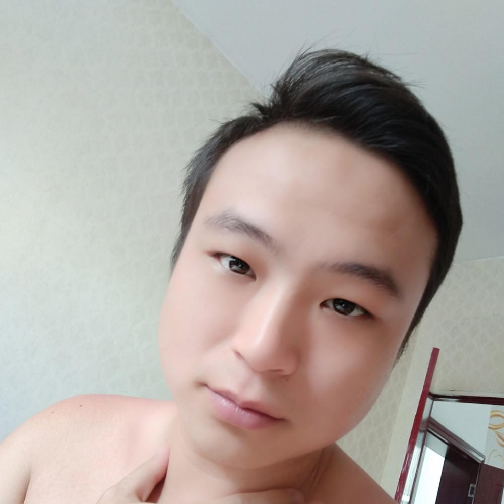 犀牛等待勤奋的照片
