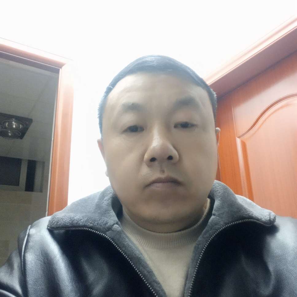 吴七月的照片