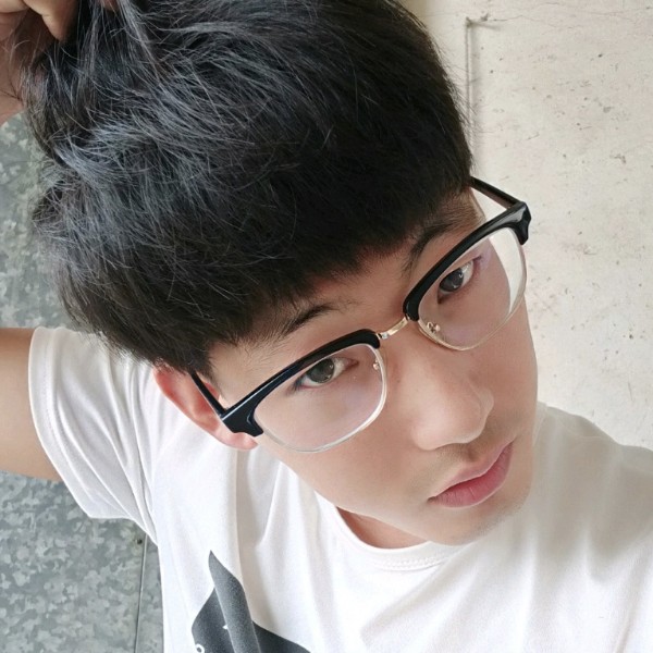 小董子的照片