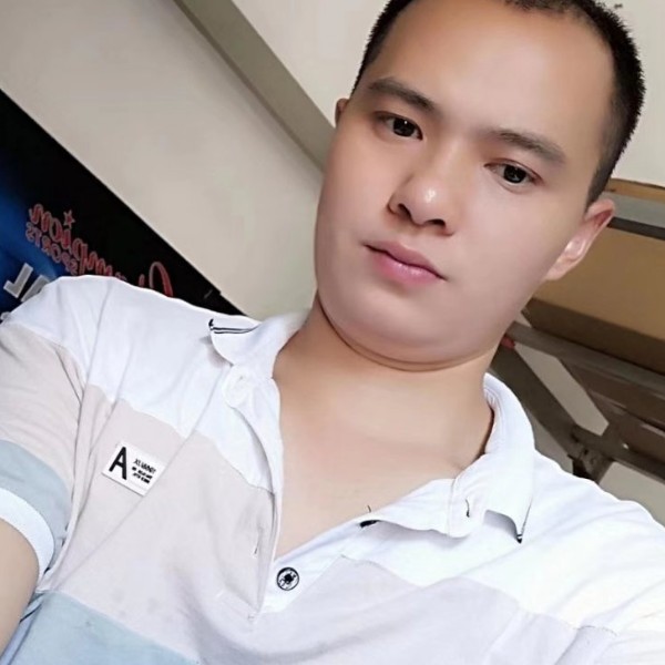 小笼包挽手长情的照片