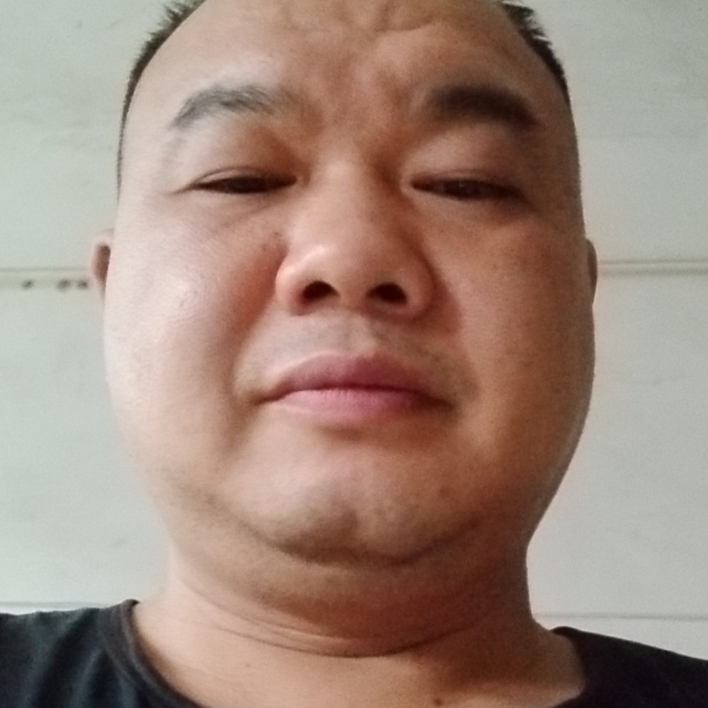 黑米漫步醉熏的照片