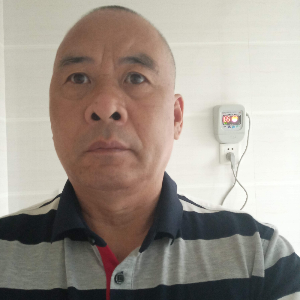 小天鹅打温婉的照片