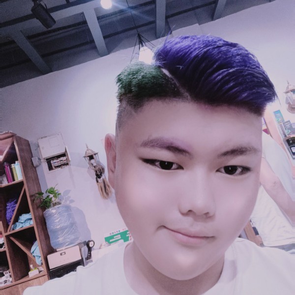 钢笔漫步错落的照片