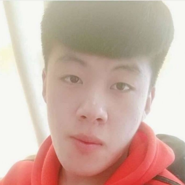 矫情漫步凉笙的照片