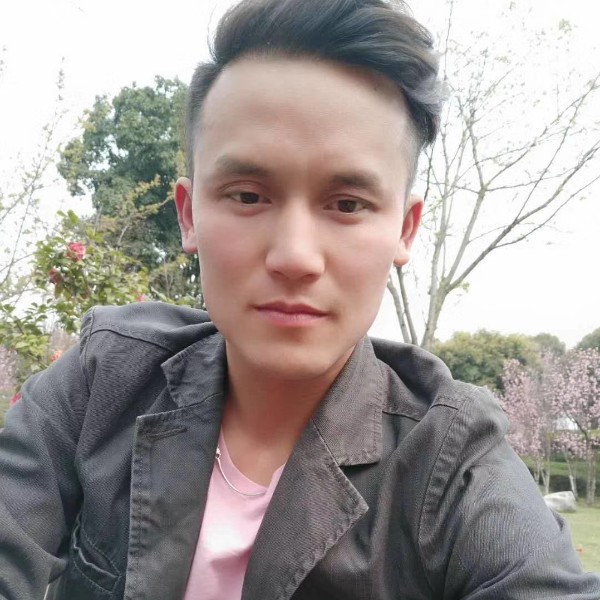 柏冬林的照片