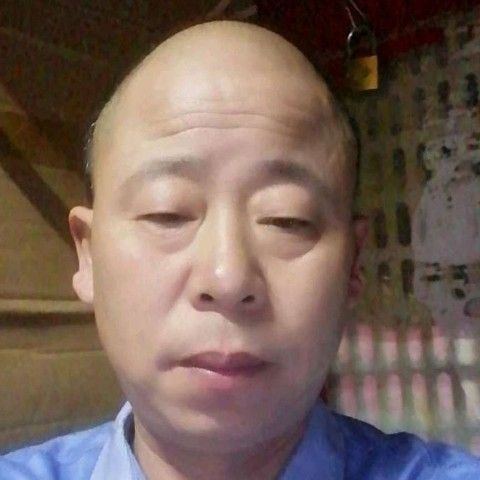 专注吃醋沐樱的照片
