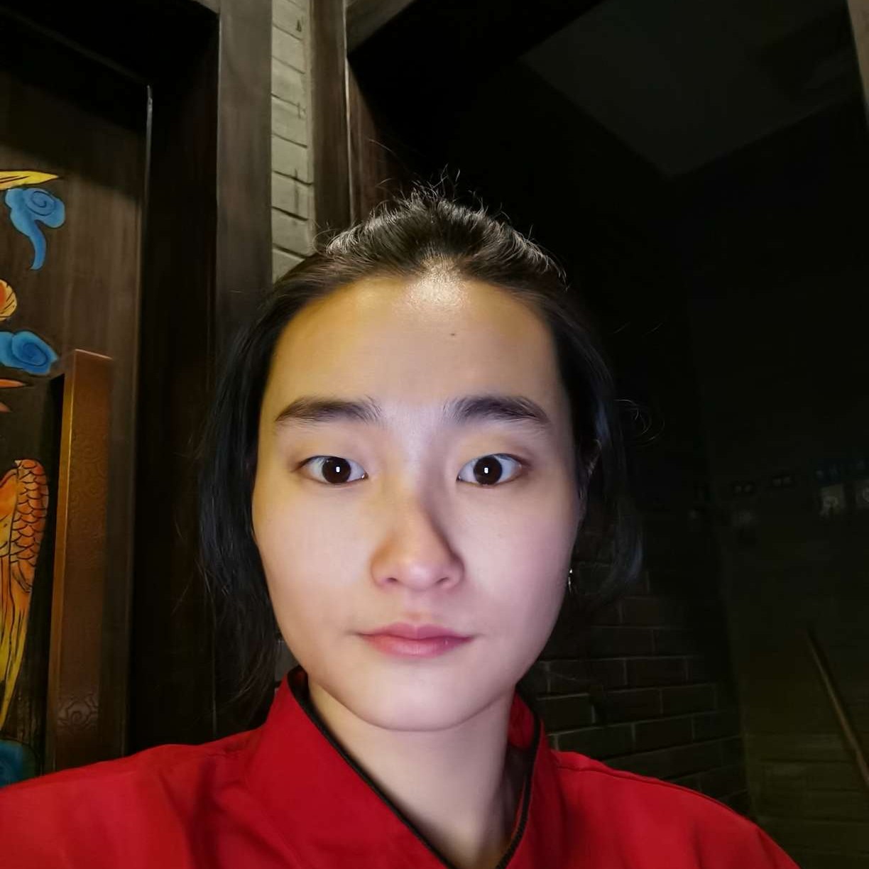 粗心回眸水杯的照片