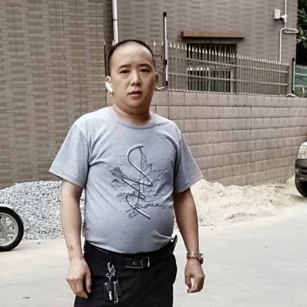 周发强的照片