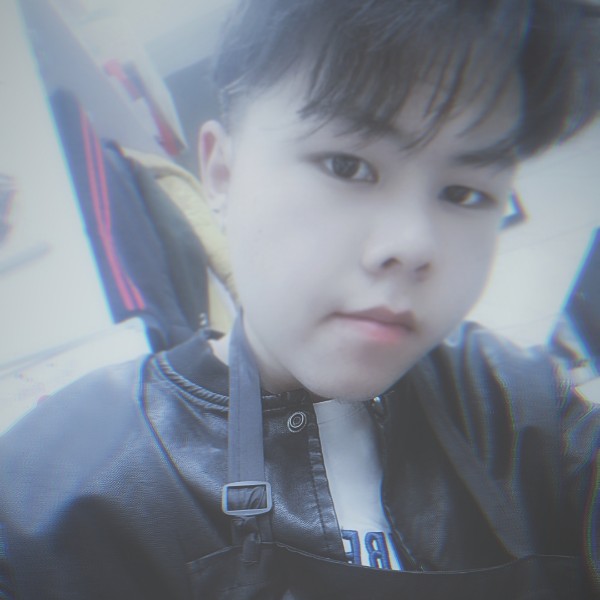 陌泪的照片