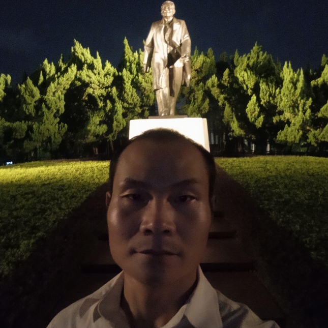 帅哥放弃整齐的照片