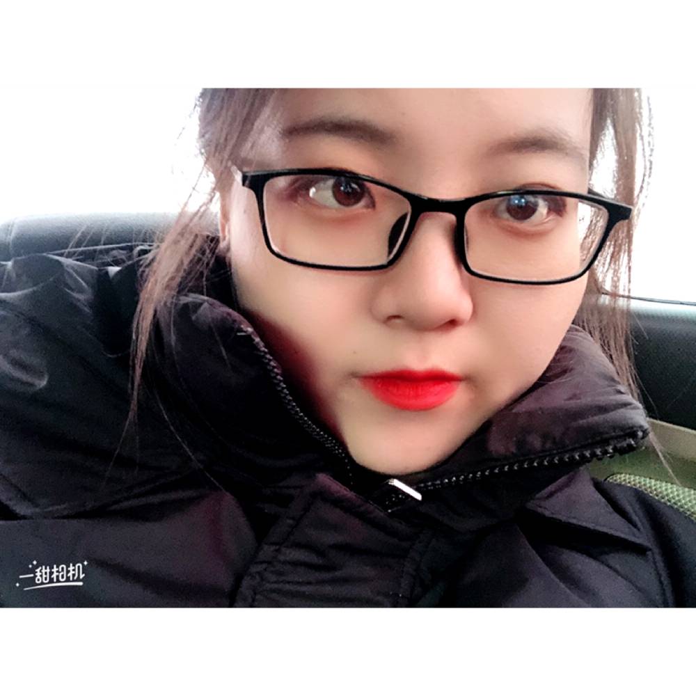 鸡翅与默默的照片