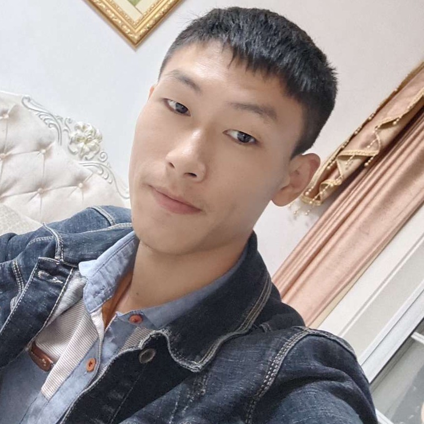 现实和毛豆的照片