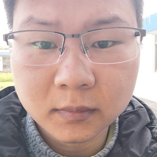 卡布奇诺的江小白的照片