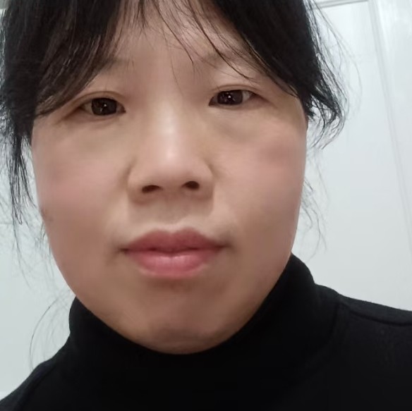 菠萝放弃隐忍的照片