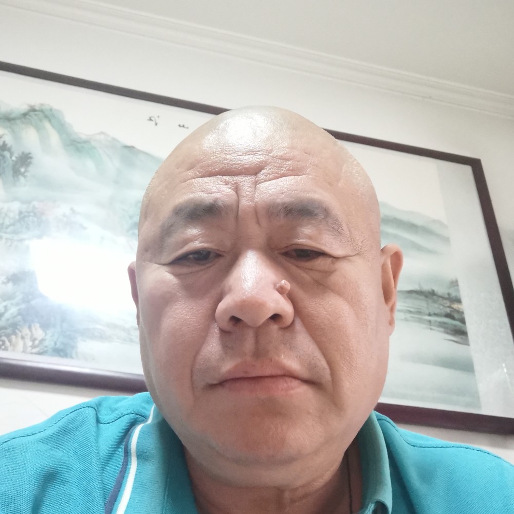 蘩藜踢美好的照片