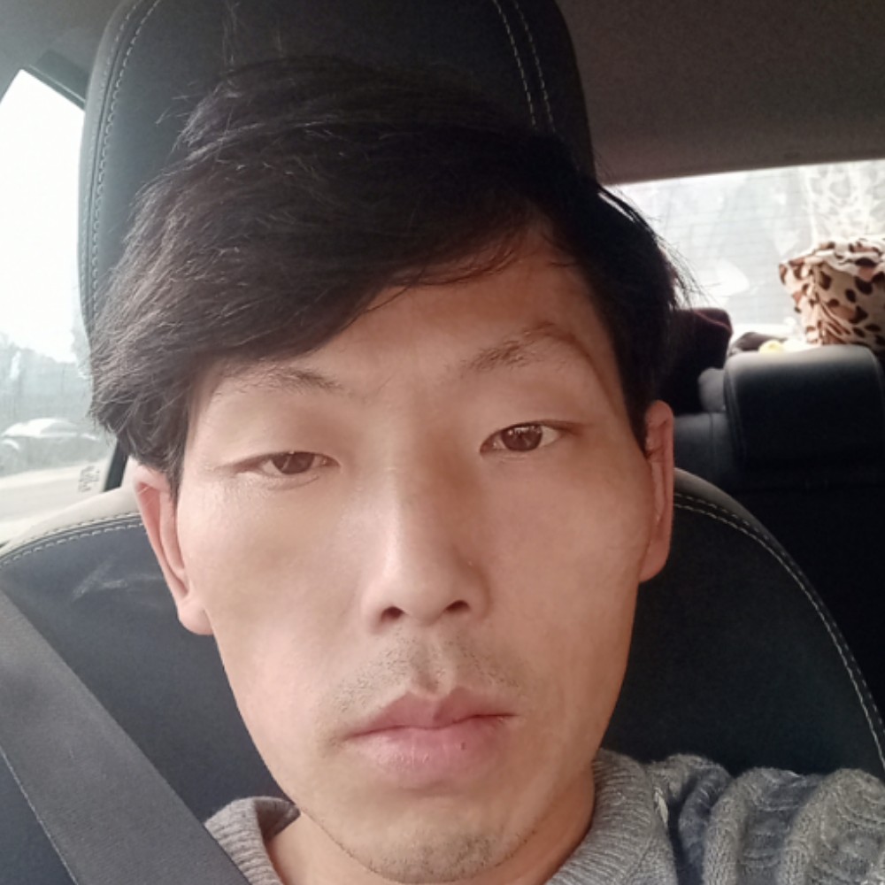 西装打寂灭的照片