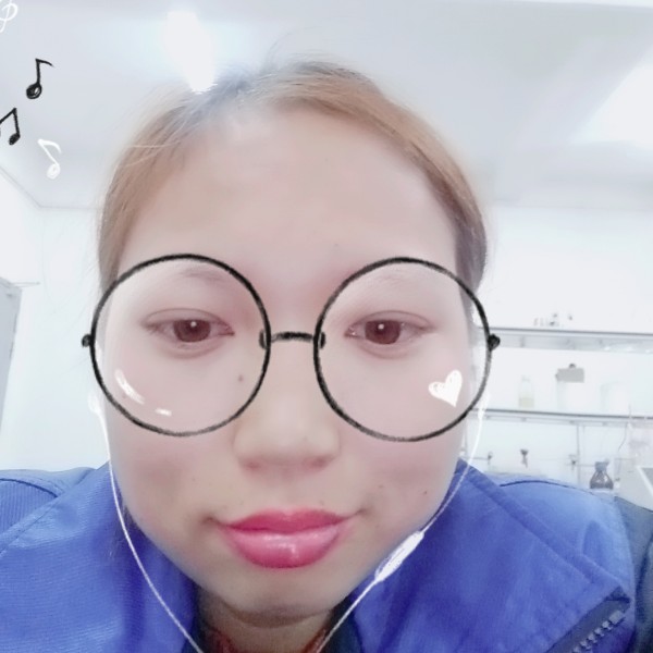 矮小的猫咪的照片