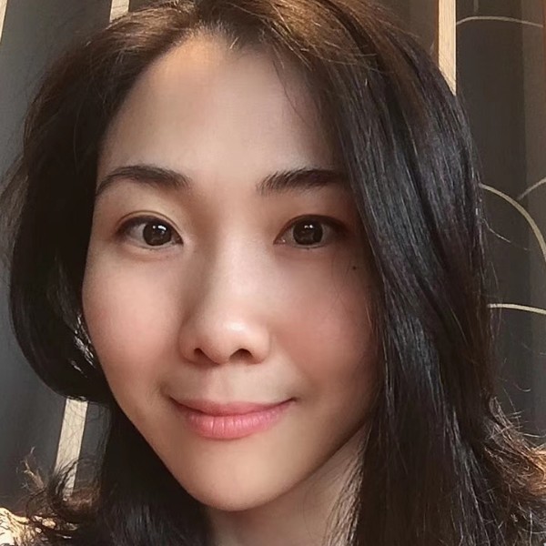 半夏那喜悦的照片