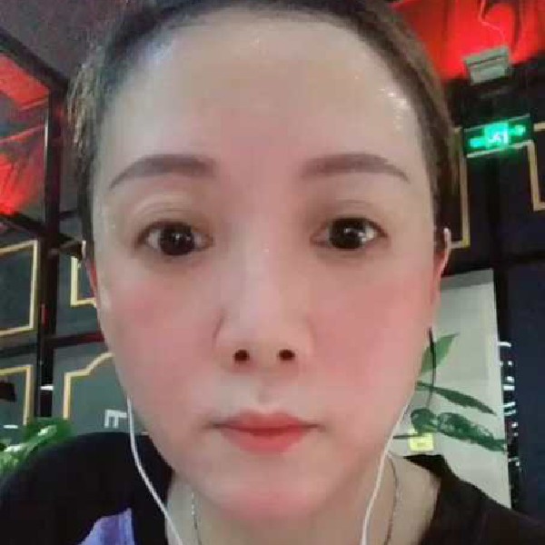 A小静的照片