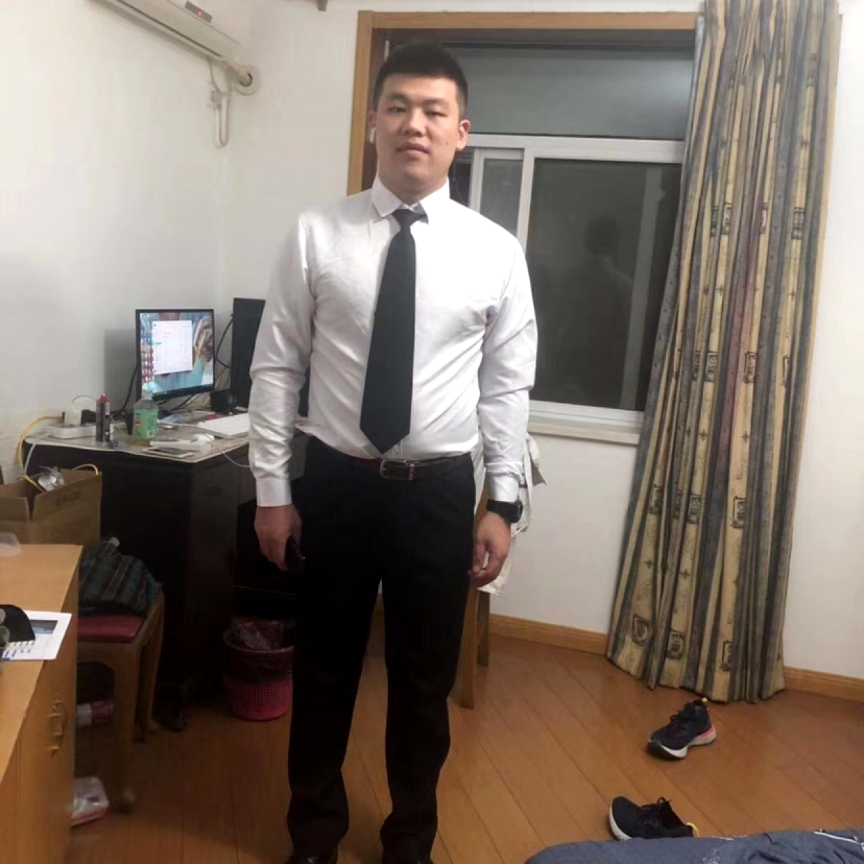 落拓蹁跹机器猫的照片