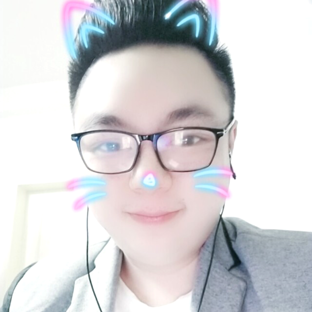 迷离方盼望的照片