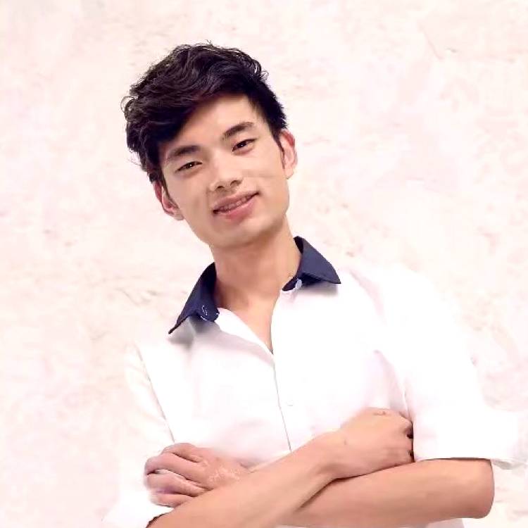 小鸭子给帅气的照片