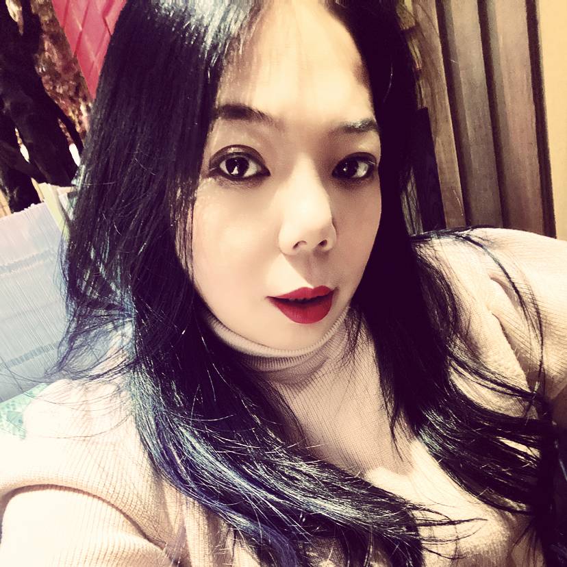 板凳回眸无心的照片